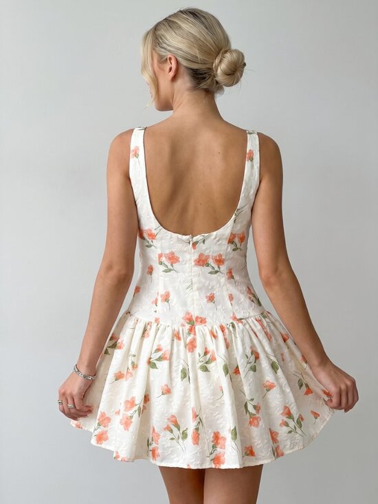 Dresses & Skirts - Women’s Floral Embroidered Sleeveless Mini Dress Cottagecore Spring Dress